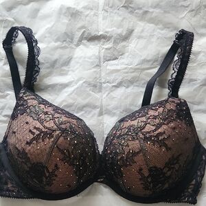Victoria's Secret Black and Tan Lace Push Up Bra